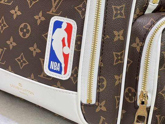NBA M45581 32x40x13cm cs (7)