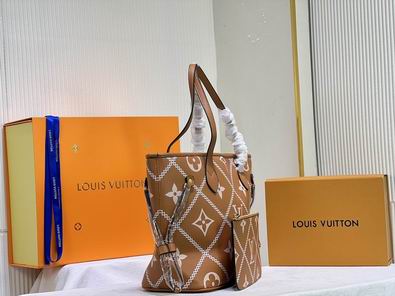 Neverfull M40995 32x29x17 cm cs (2)