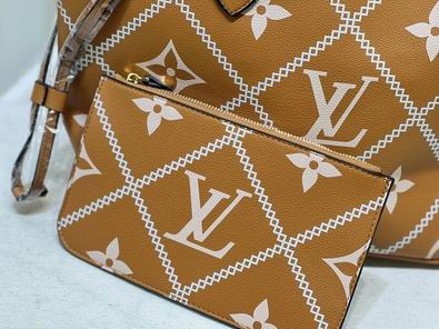 Neverfull M40995 32x29x17 cm cs (4)