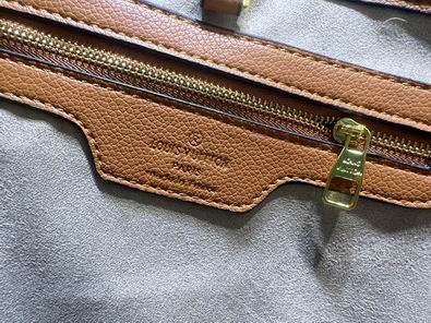 Neverfull M40995 32x29x17 cm cs (9)