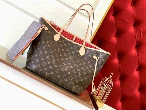 Neverfull M41605 32x29x17 BC (17)