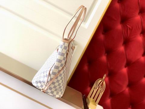 Neverfull M41605 32x29x17 BC (6)