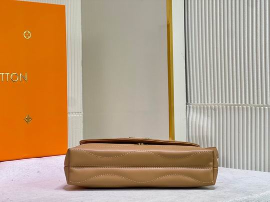 New Wave 24x14x9cm cs (5)