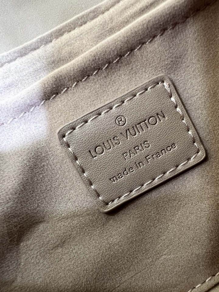 New Wave M20687 21x12x9cm cs (27)