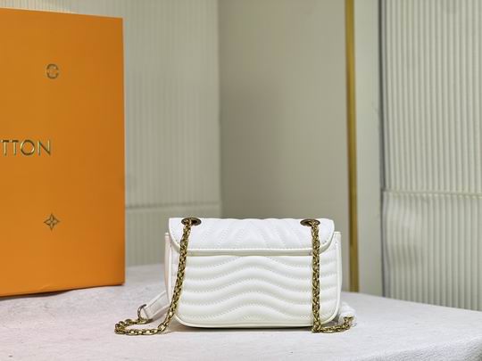 New Wave M20687 21x12x9cm cs (32)