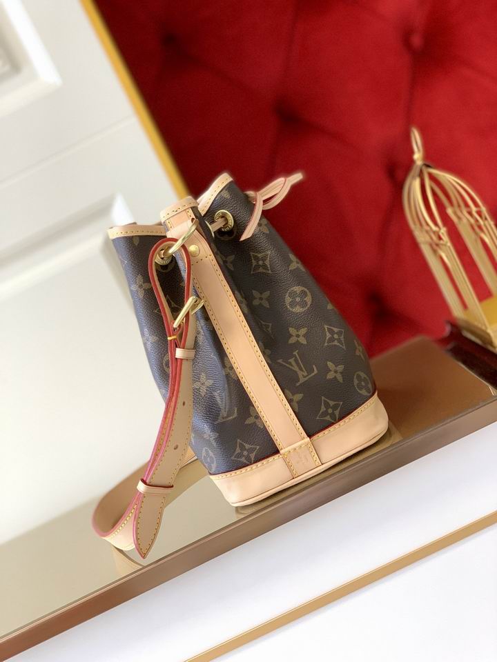 Noe M40817 22×24×15 bc (8)