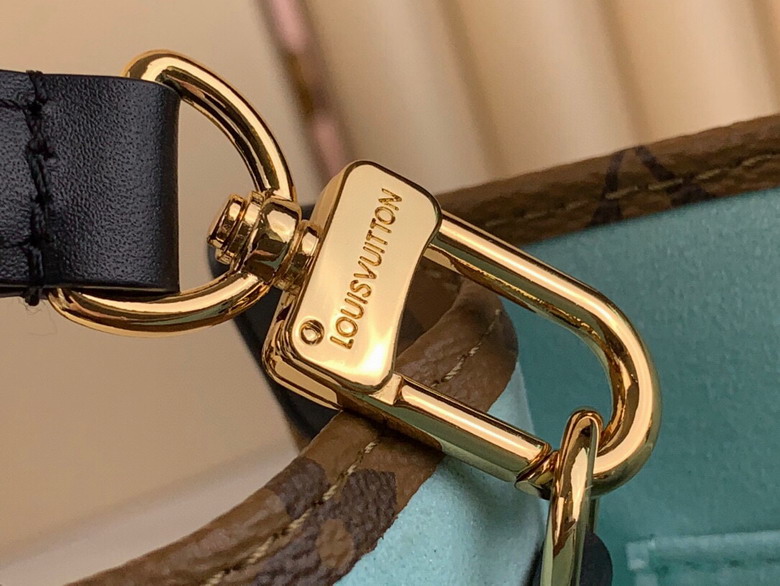 On M47199 25x19x11 5cm gf_6