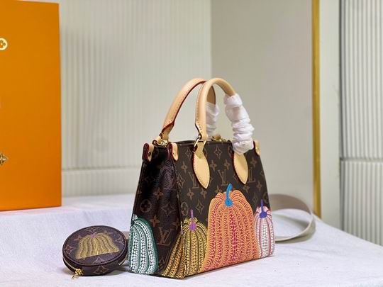 OnTheGo M45654 25x19x11.5cm ss (2)