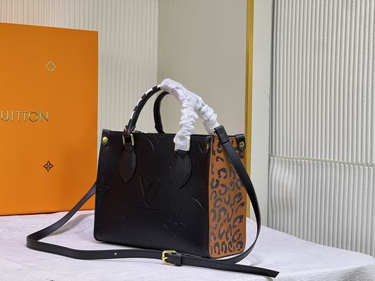 OnTheGo m45373 m45719 25x19x11cm cs (13)