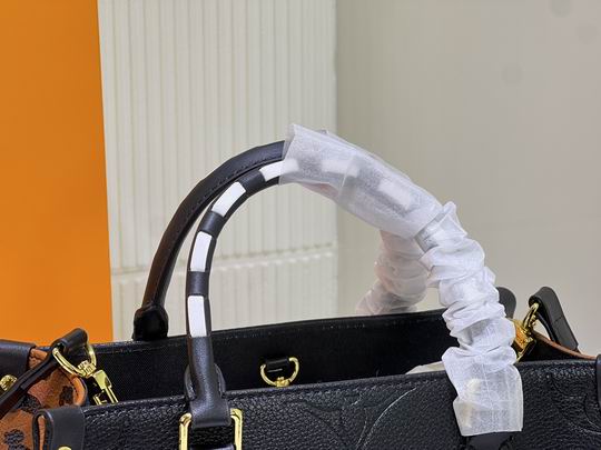 OnTheGo m45373 m45719 25x19x11cm cs (16)