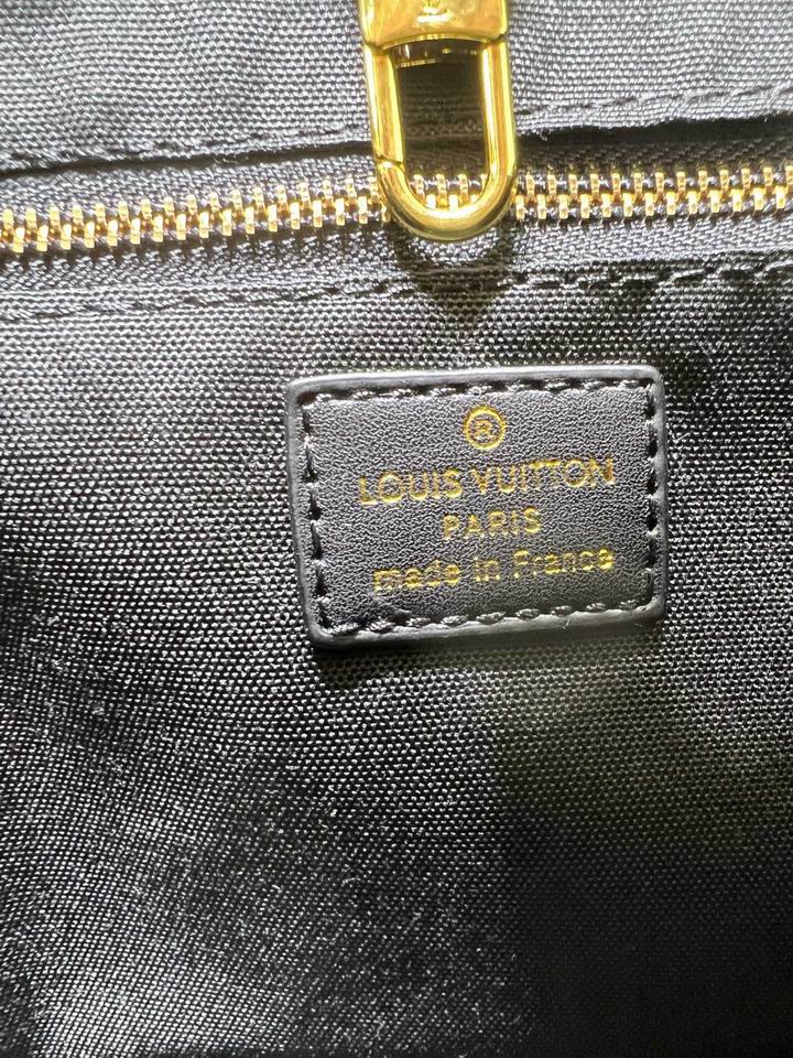 OnTheGo m45373 m45719 25x19x11cm cs (18)