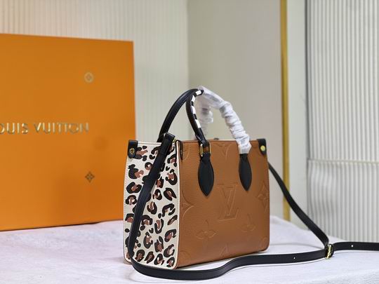 OnTheGo m45373 m45719 25x19x11cm cs (3)