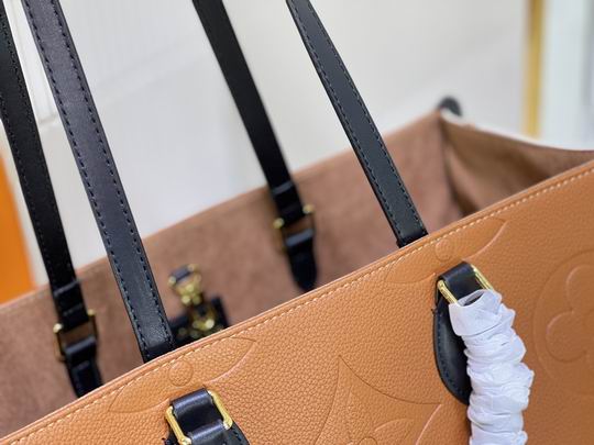 OnTheGo m45373 m45719 41cm cs (15)