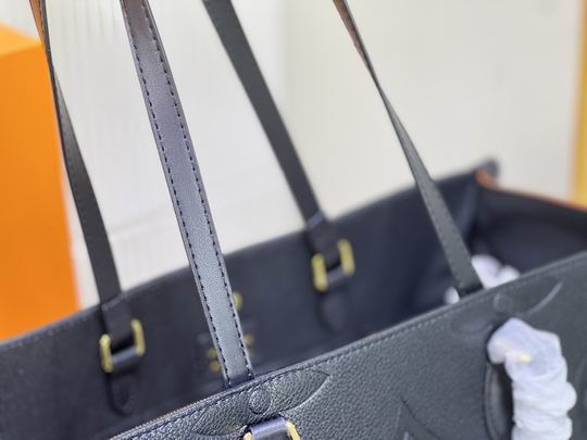 OnTheGo m45373 m45719 41cm cs (6)