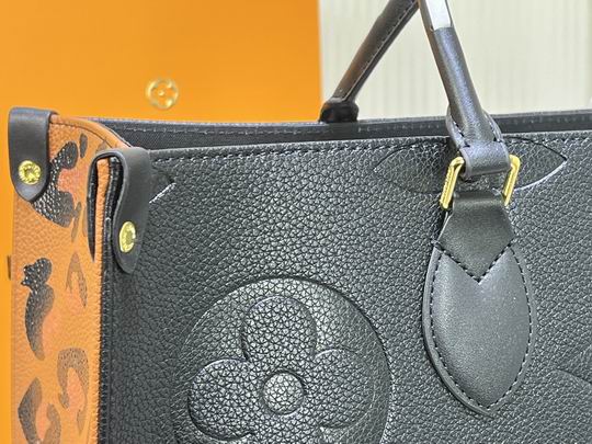 OnTheGo m45373 m45719 41cm cs (7)