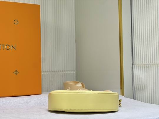 Over The Moon M59799 27.5x16x7cm cs (24)