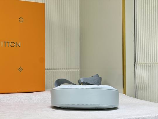 Over The Moon M59799 27.5x16x7cm cs (34)