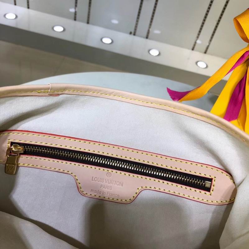 Petit Bucket M42238 ss (9)