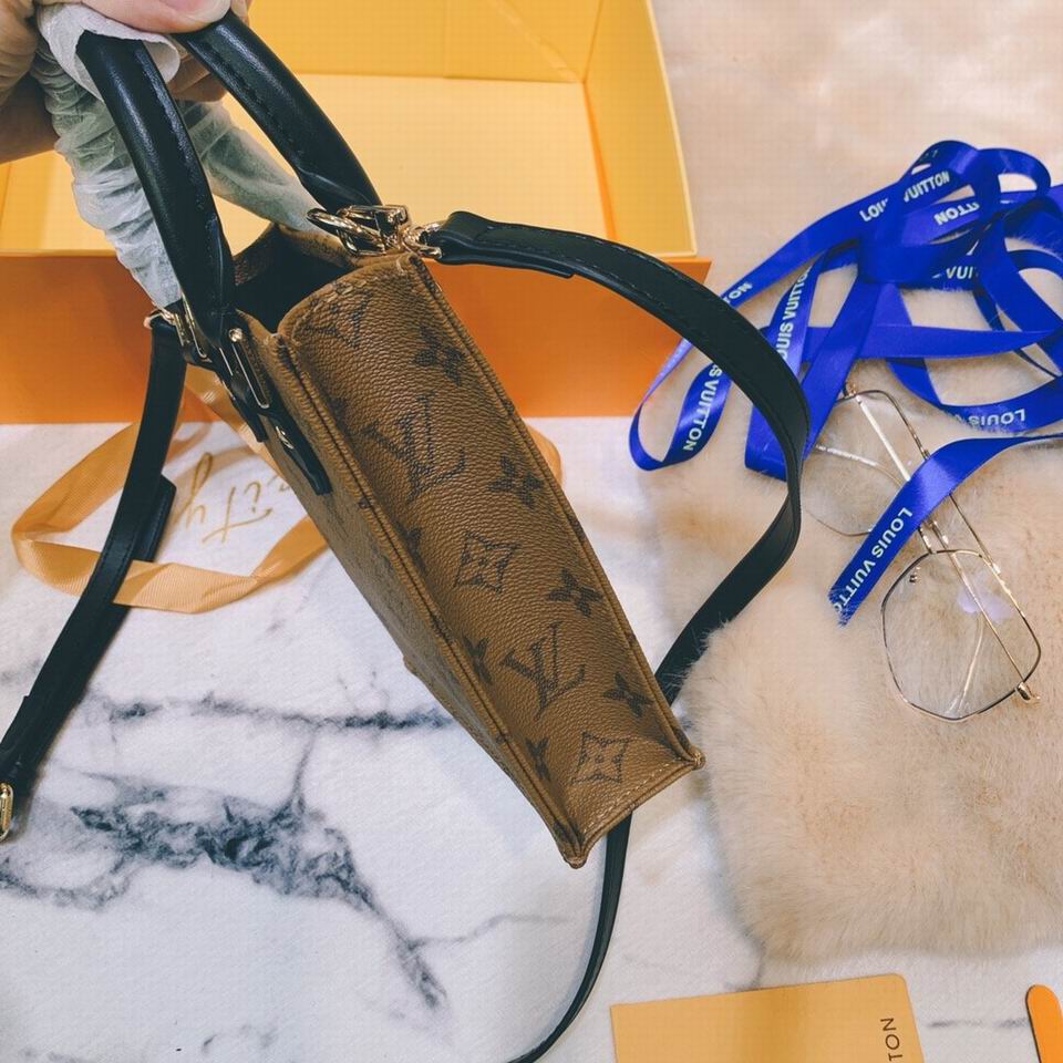 Petit Sac Plat M69846 ss (27)