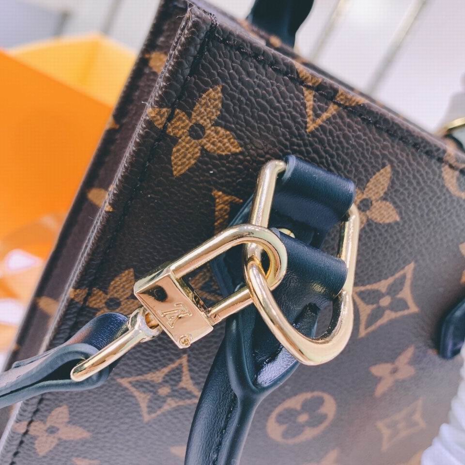 Petit Sac Plat M69846 ss (33)