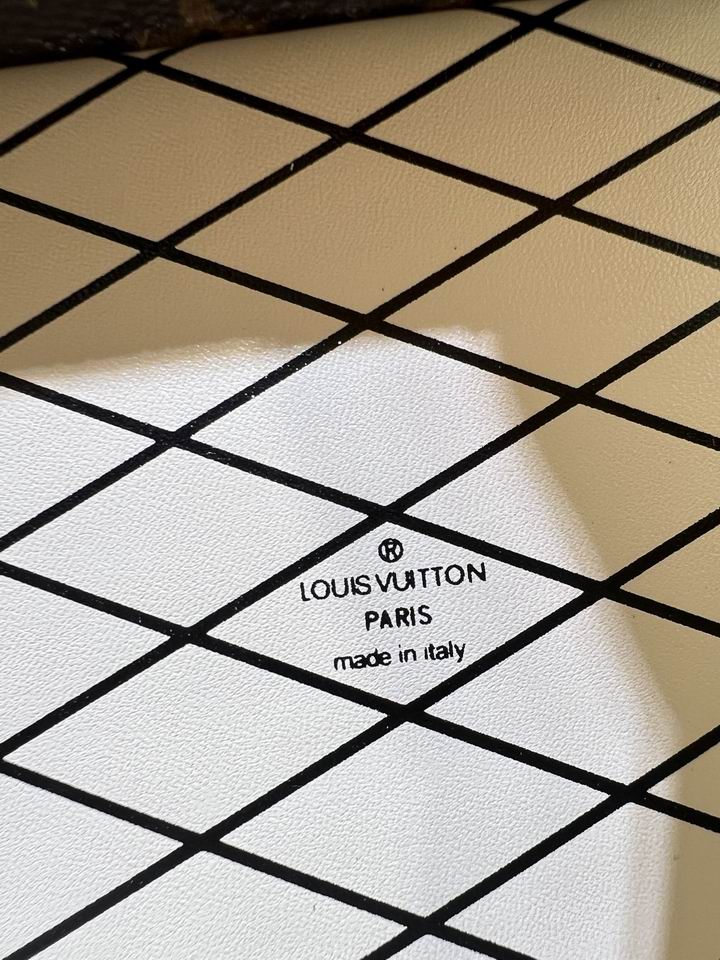 Petite Malle M46120 27x12x6.5cm cs (8)