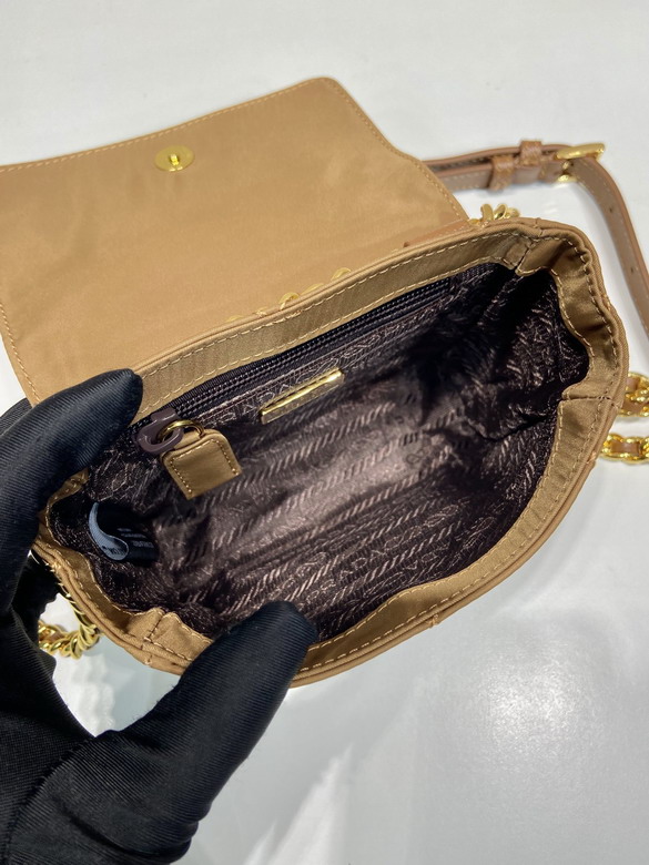 Prada 1BD643 14x13x5cm AP_8