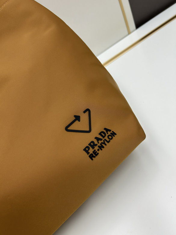 Prada 290516 51x34x15cm jj2_5