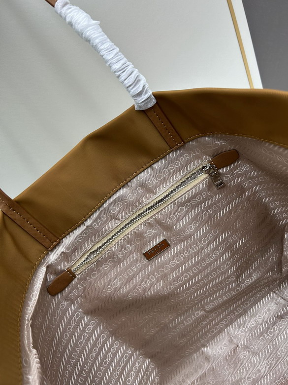 Prada 290516 51x34x15cm jj2_8