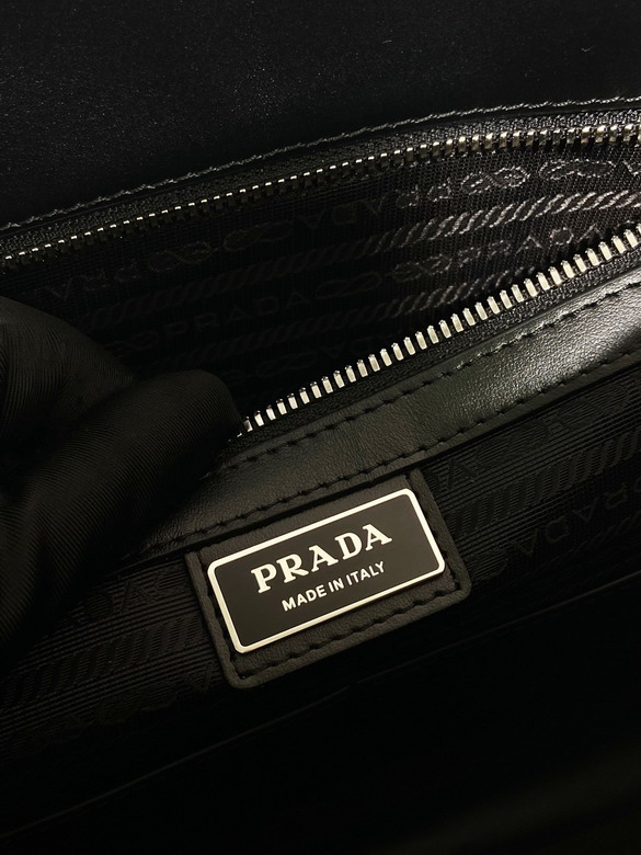 Prada 2VE0368 37x28x3 5cm AP1_9