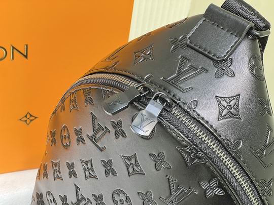 Racer M46107 24x42x12cm cs (6)