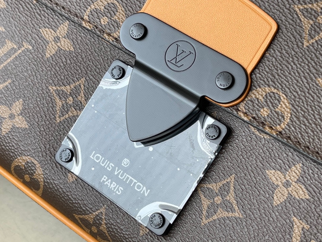 S Lock M46688 22x18x8cm gf (5)