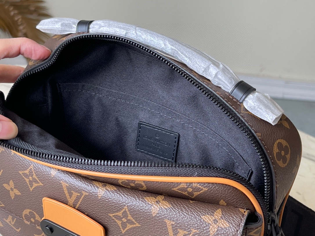 S Lock M46688 22x18x8cm gf (8)