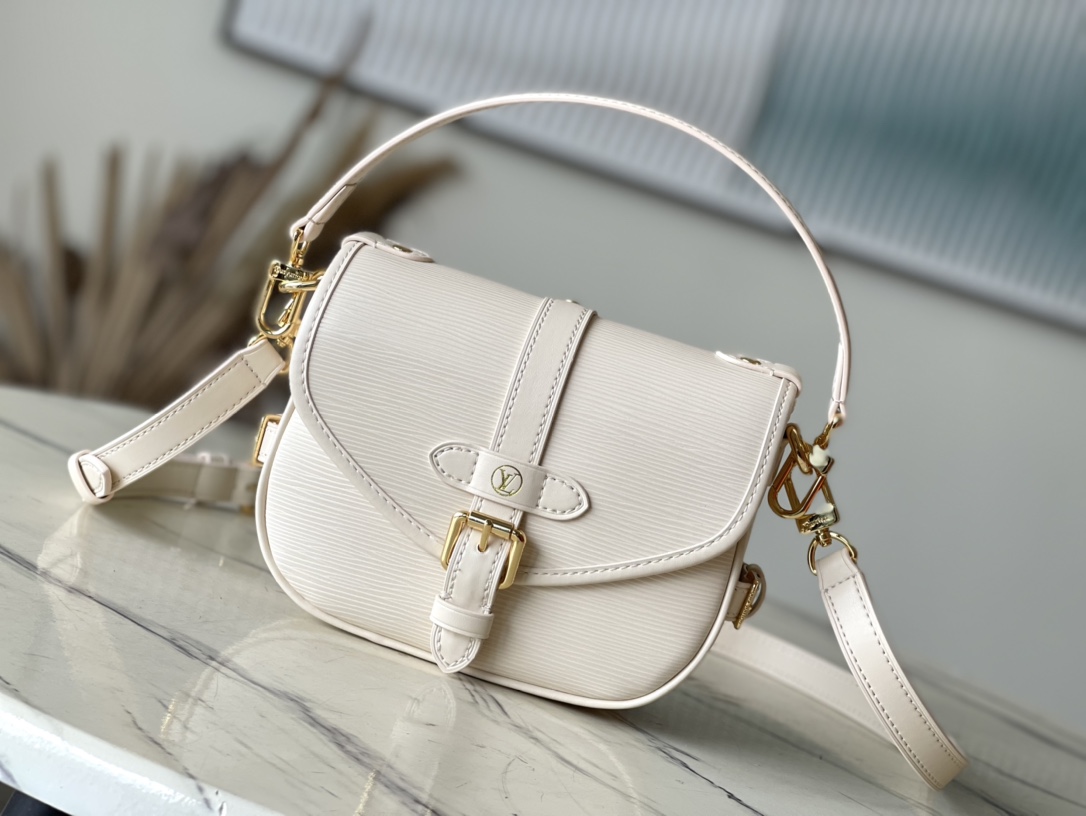 Saumur M23746 20x16x7.5cm gf (1)