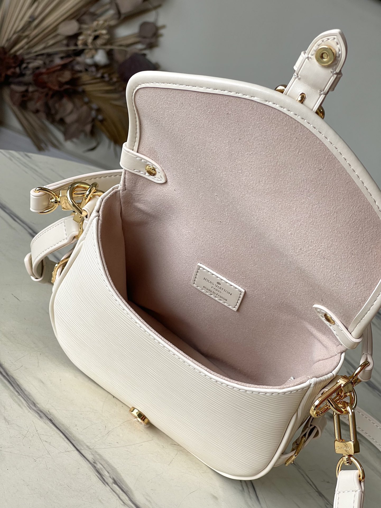 Saumur M23746 20x16x7.5cm gf (8)