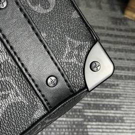 Soft Trunk M45935 21.5x15x7cm cs (24)