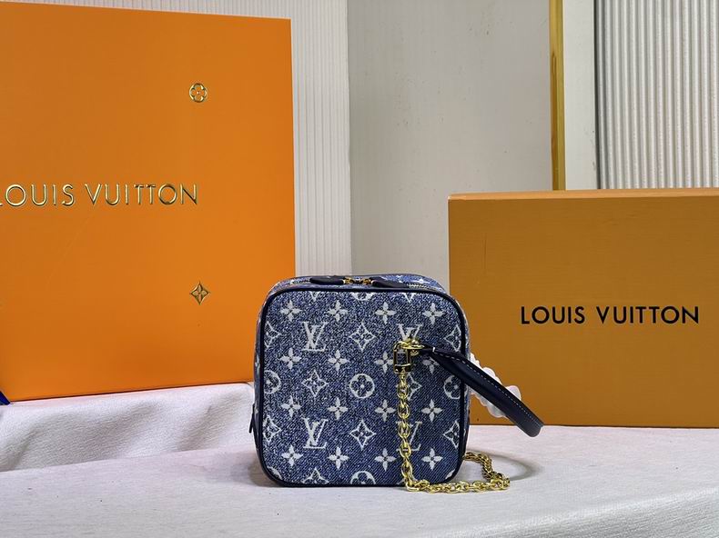 Square bag M59611 16x16x16 cm cs (6)