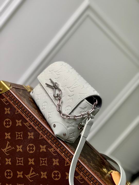 Steamer M82571 18x11x6.5m gf (4)