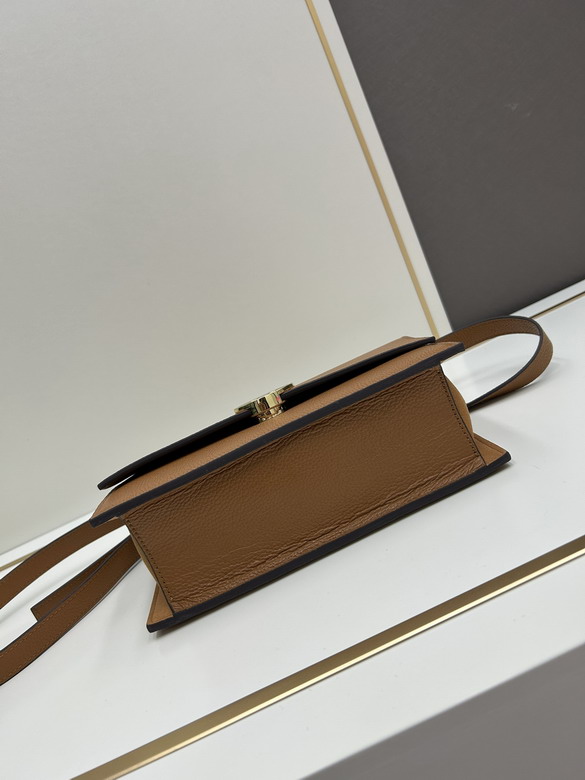 Tory miller 24x9 5x6cm jj2_5