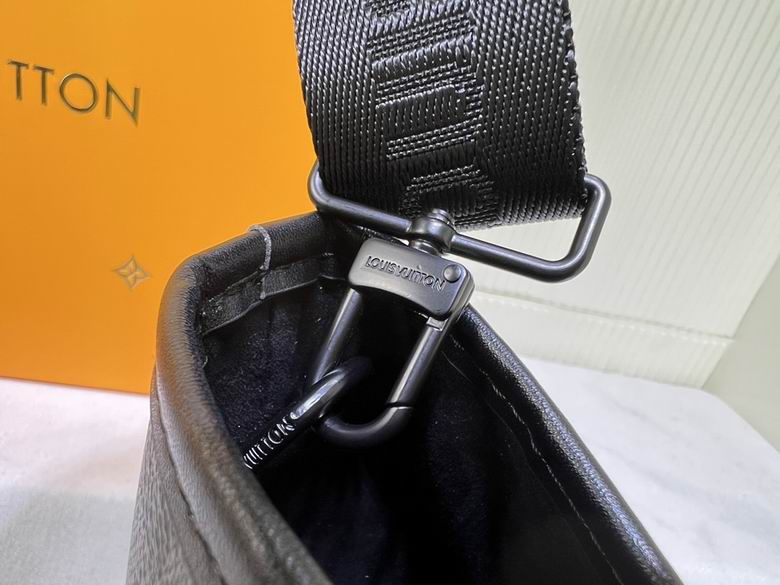 Tote M45734 37x29x13cm ss (23)