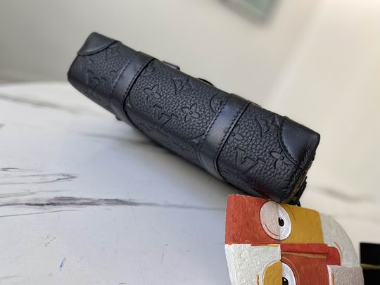 Trunk M45726 24x18x5.5 cm gf (4)