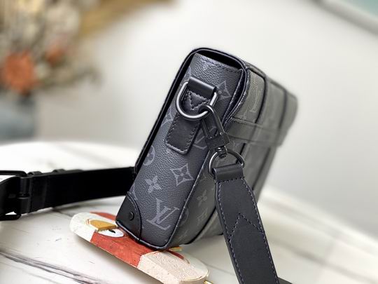 Trunk M45727 24x18x5.5 cm gf (2)