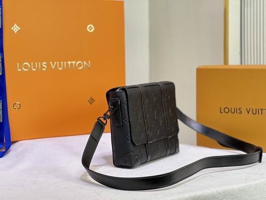 Trunk M57726 24x18x5.5cm cs (2)