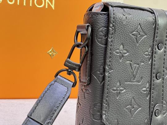 Trunk M57726 24x18x5.5cm cs (6)