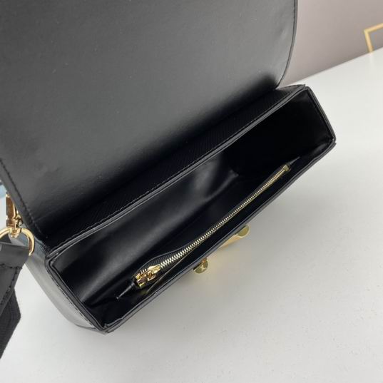 Twist 23x17x9.5cm ww3色 (15)