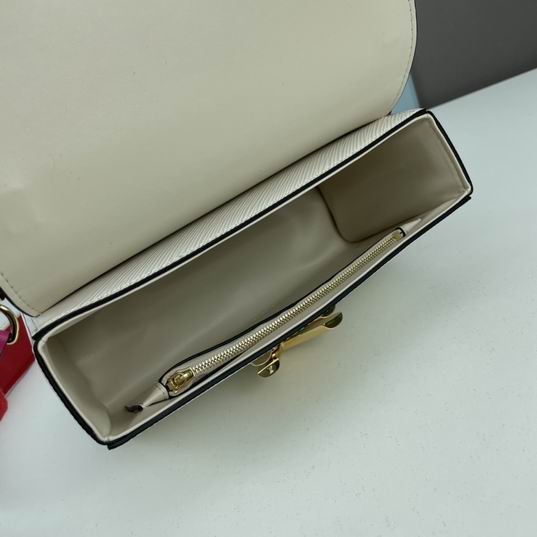 Twist 23x17x9.5cm ww3色 (7)