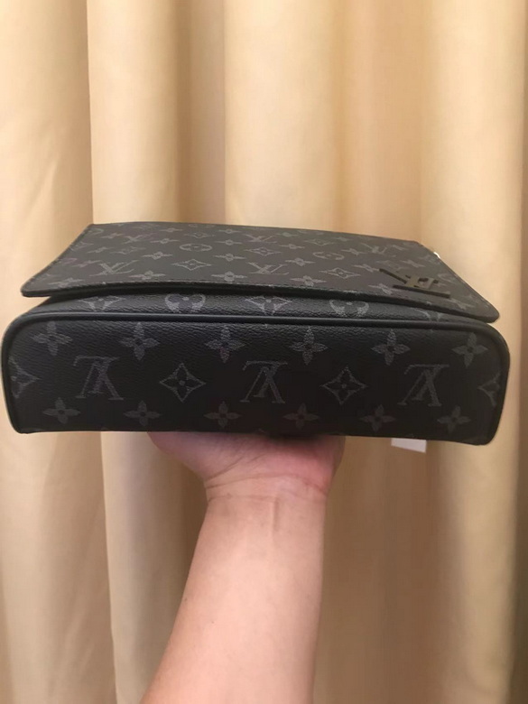 V12290 25X23X7cm WP (3)