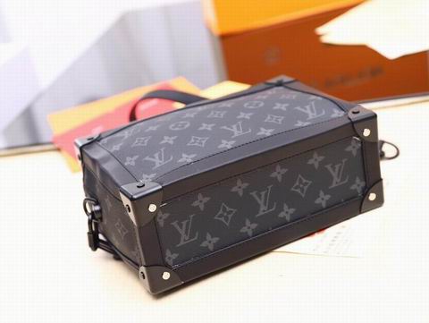 Virgil M44427 wq (4)