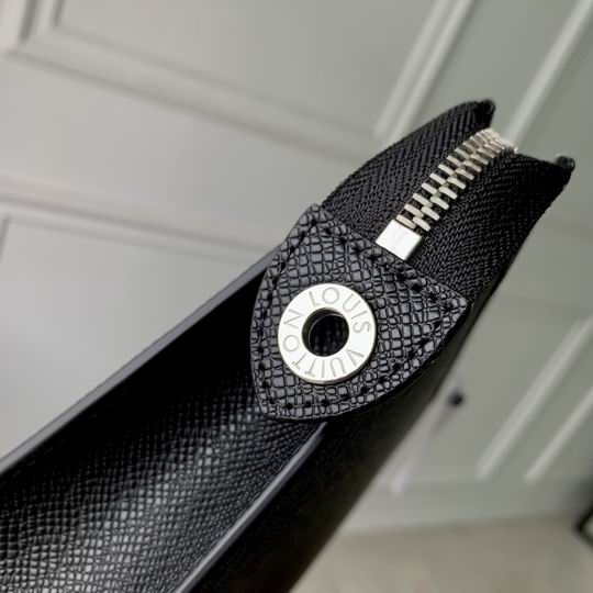 Voyage M22763 27x21x3cm gf (5)