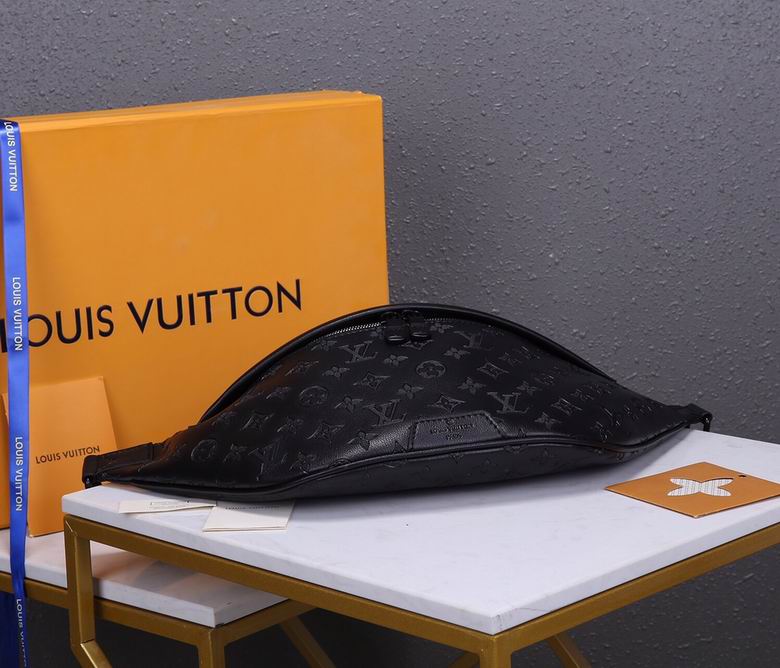 WMM44338 47X20X 9 (4)