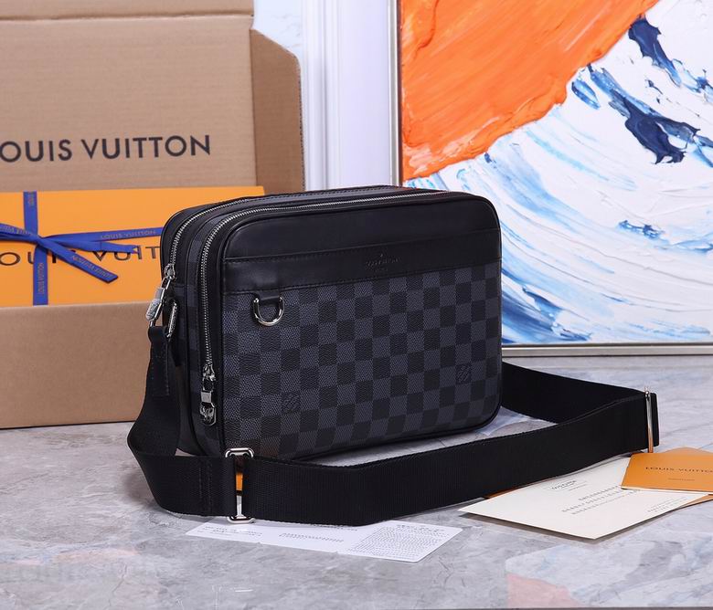 WMN40087 29X21X8 (3)